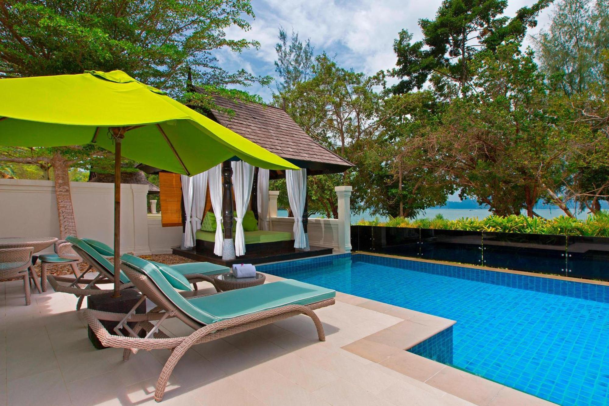 The Westin Langkawi Resort&Spa Kuah Exterior foto The swimming pool at the resort